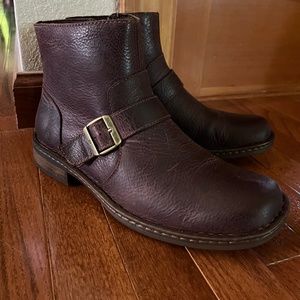 Men’s leather boots